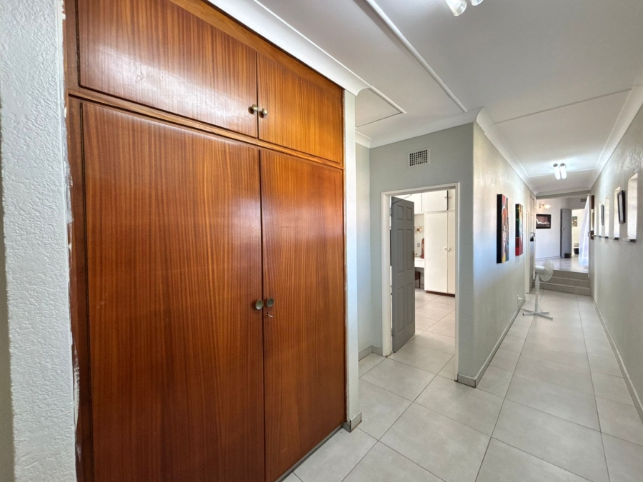 3 Bedroom Property for Sale in Flamwood North West